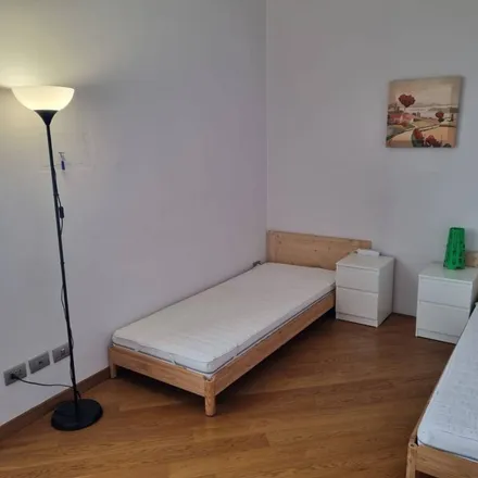 Rent this 3 bed apartment on Liceo Ginnasio Statale Arnaldo in Corso Magenta 56, 25121 Brescia BS