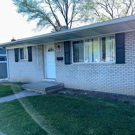 Buy this 2 bed house on 2216 North Mason Street in Saginaw, MI 48602