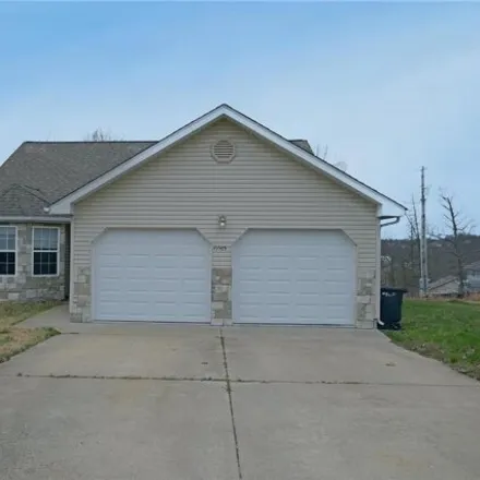 Buy this 3 bed house on 15567 Top Drive in Pulaski County, MO 65584