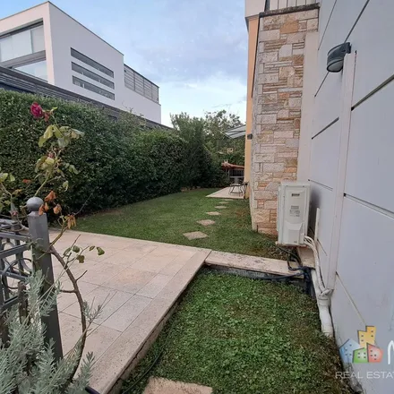Rent this 5 bed apartment on Γεωργίου in Municipality of Kifisia, Greece