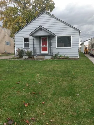 Buy this 2 bed house on 2032 East 45th Street in Ashtabula, OH 44004