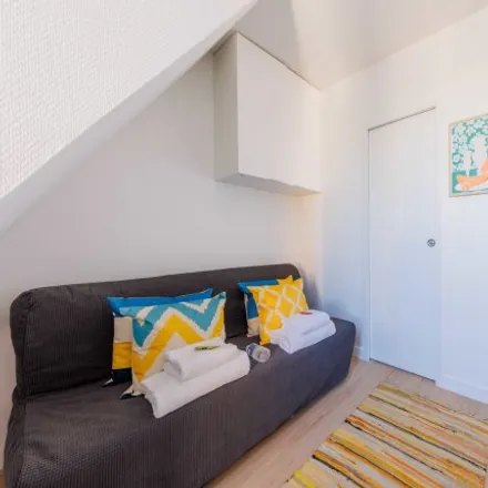 Rent this studio room on Paris in 17th Arrondissement, IDF