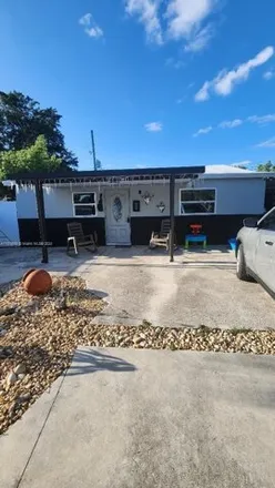 Image 1 - 1801 Northwest 83rd Street, Parkside Mobile Home Park, Miami-Dade County, FL 33147, USA - House for sale