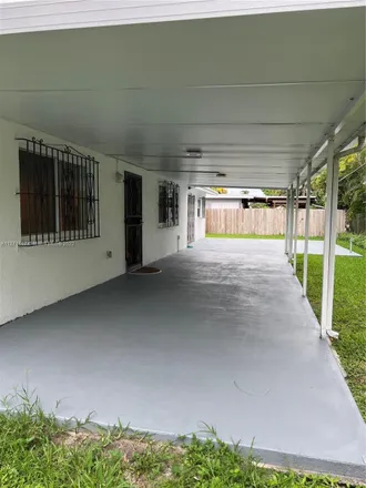 Image 7 - 8720 Southwest 43rd Terrace, Pioneer Park, Miami-Dade County, FL 33165, USA - House for rent