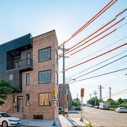 Rent this 4 bed house on Eastern Lofts in West Glenwood Avenue, Philadelphia