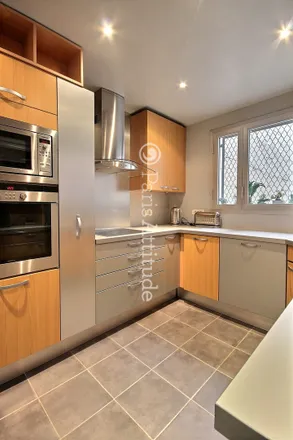 Image 7 - 38 Rue de Clichy, 75009 Paris, France - Apartment for rent