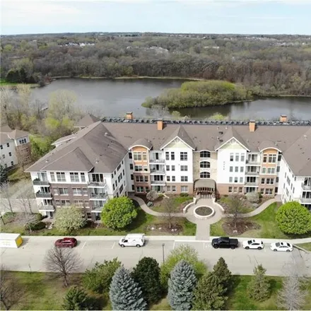 Image 2 - unnamed road, Hazeltine, Chaska, MN 55318, USA - Condo for sale