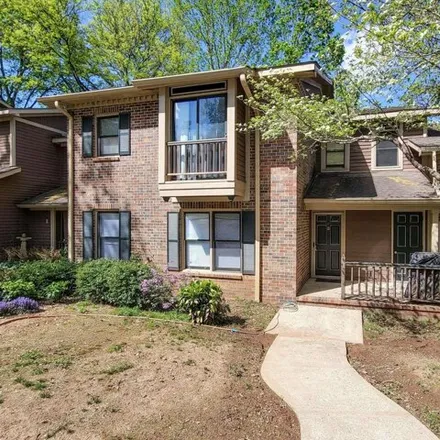 Buy this 1 bed condo on 326 Boulevard South Southwest in Huntsville, AL 35802