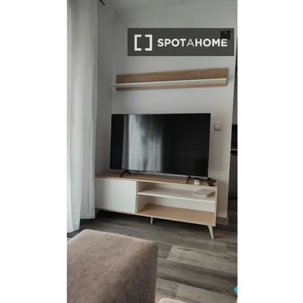 Rent this 3 bed apartment on Carrer de l'Horta in 40, 46900 Torrent