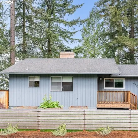 Buy this 3 bed house on 4505 Southwest Vesta Street in Portland, OR 97219