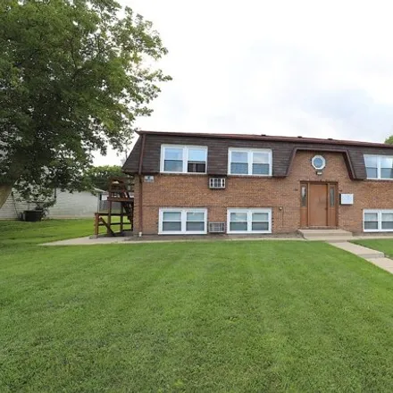 Buy this 8 bed house on 2058 Hebron Avenue in Zion, IL 60099