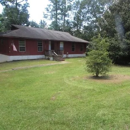 Buy this 3 bed house on 6661 Rives Road in Elmore County, AL 36025
