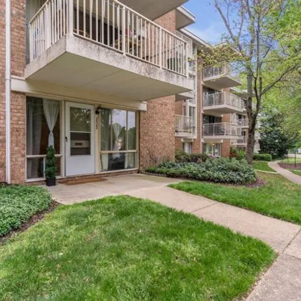Buy this 1 bed condo on 5778 Indian Court in Huntington, VA 22303
