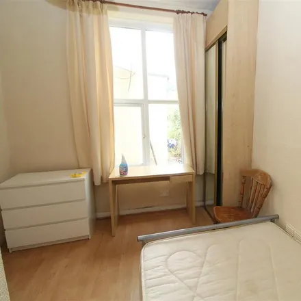 Rent this 2 bed apartment on Miskin Street in Cardiff, CF24 4AB