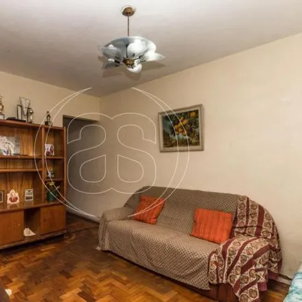Buy this 2 bed house on CVB com. de alim. in Rua Barão do Rêgo Barros 129, Campo Belo