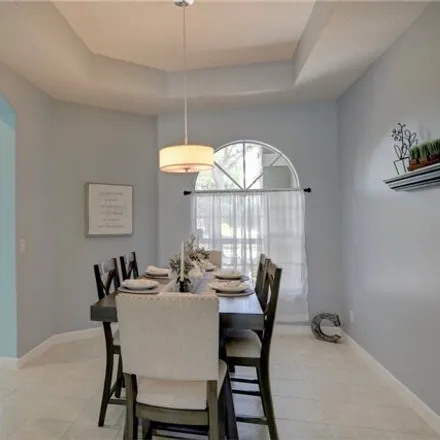 Image 4 - 586 Hatteras Court Southwest, Indian River County, FL 32968, USA - House for sale