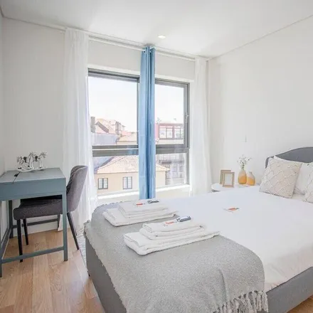 Rent this 1 bed apartment on 4000-377 Distrito de Leiria