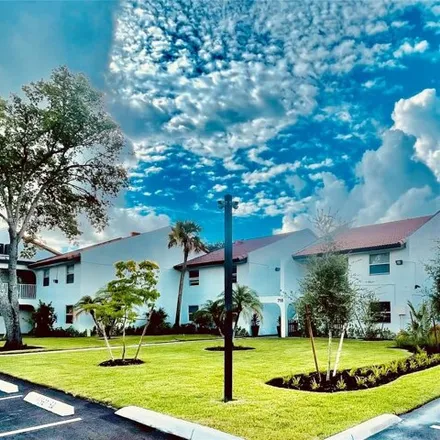 Image 1 - 742 Southwest 81st Avenue, North Lauderdale, FL 33068, USA - House for rent
