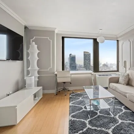 Rent this 1 bed apartment on Bryant Park Tower in 1033 6th Avenue, New York