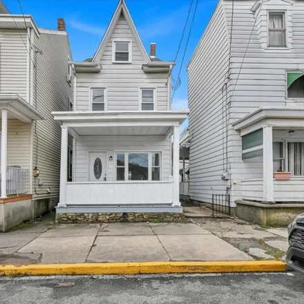 Buy this 3 bed house on 9 West Patterson Street in St. Clair, PA 17970