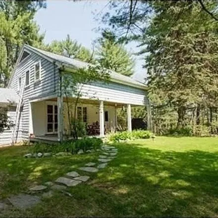 Rent this 3 bed house on 50 Wolbach Road in Sudbury, MA 01778