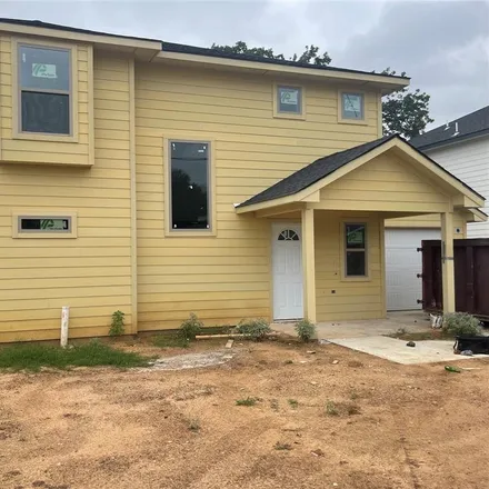 Buy this 4 bed house on 5015 Fitzhugh Avenue in Fort Worth, TX 76105