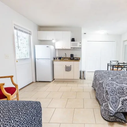 Image 4 - Cape Coral, FL - Apartment for rent