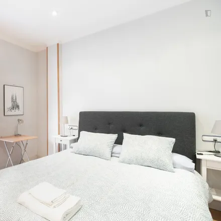 Rent this 3 bed apartment on Carrer de Fígols in 36, 08001 Barcelona
