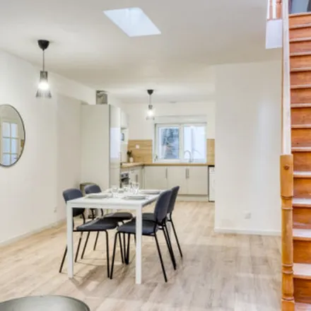 Rent this 4 bed apartment on 1 Rue du Général Sarrail in 59100 Roubaix, France