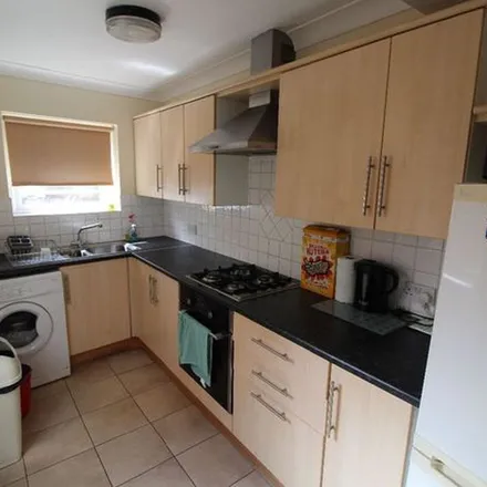 Rent this 3 bed townhouse on Fylde Road in Preston, PR2 2PY