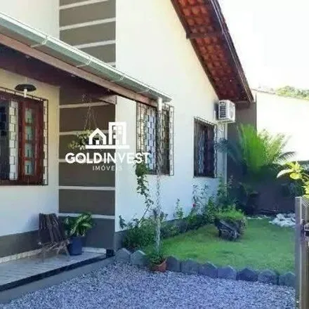 Rent this 3 bed house on Rua Augusto Ries in Dom Joaquim, Brusque - SC
