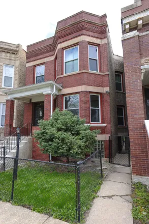 Buy this 5 bed duplex on 6725 South Wabash Avenue in Chicago, IL 60619