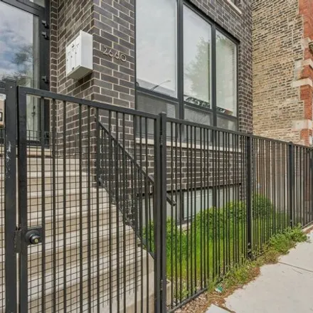 Buy this 2 bed condo on 2660 West Armitage Avenue in Chicago, IL 60647