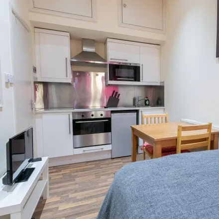 Rent this studio apartment on Marlow Court in Willesden Lane, Brondesbury Park