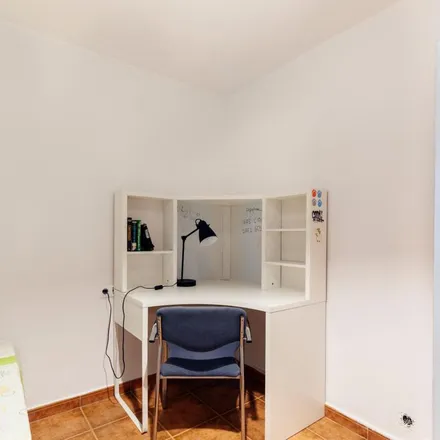 Image 9 - Carrer del Doctor Coll, 08001 Barcelona, Spain - Apartment for rent