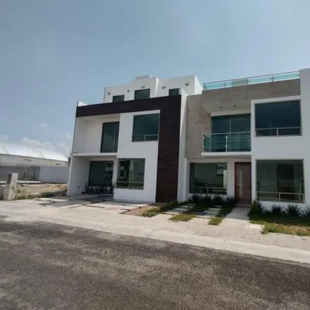 Buy this 4 bed house on Calle Rinconada de San Antonio in Villas de San Antonio, 42082 San Antonio el Desmonte