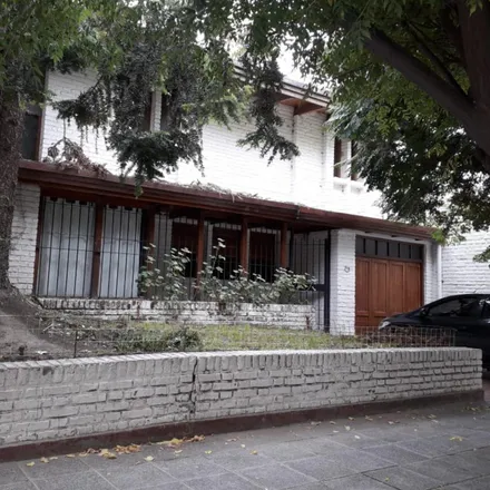 Buy this studio house on Vialidad Nacional in Hipólito Yrigoyen 929, Casco Céntrico