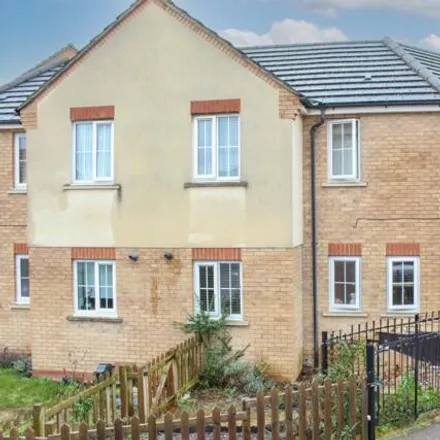 Buy this 3 bed duplex on Cormorant Way in Leighton Buzzard, LU7 4UY