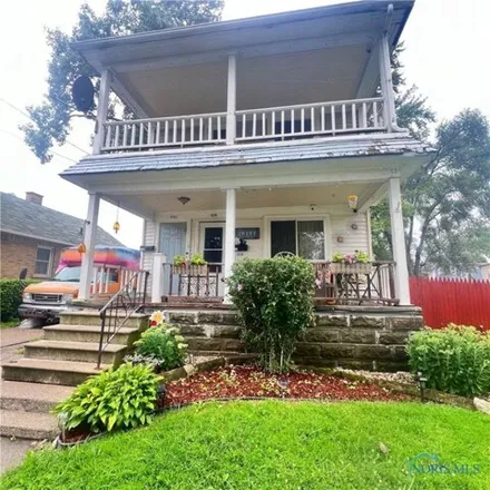 Rent this 2 bed house on 316 Langdon St in Toledo, Ohio
