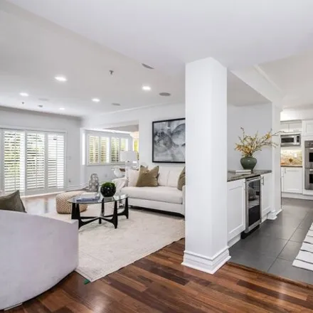 Image 1 - Sotheby International Realty, South Westgate Avenue, Los Angeles, CA 90073, USA - Condo for sale