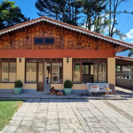 Buy this 3 bed house on Rua Rui Ribeiro Souto in Teresópolis - RJ, 25958-280