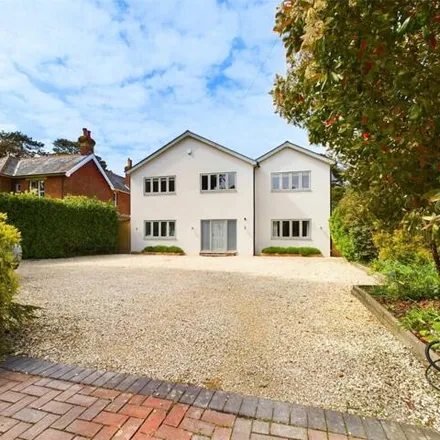 Image 1 - Burley Road, New Forest, BH23 7AJ, United Kingdom - House for sale