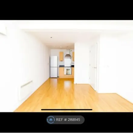 Image 2 - Allen Gardens, Sheffield, S35 9TT, United Kingdom - Apartment for rent