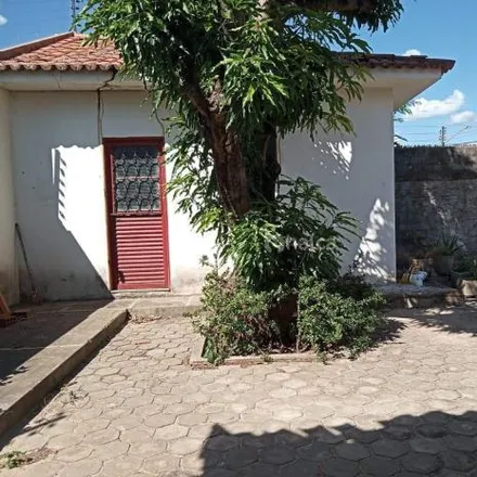 Buy this 3 bed house on Vasto in Rua Professor Joca Vieira, Fátima