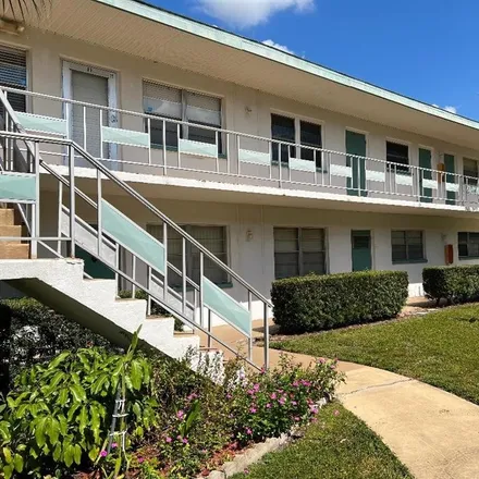 Buy this 2 bed condo on 1801 52nd Avenue North in Saint Petersburg, FL 33714