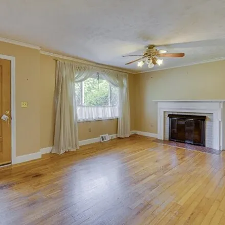 Image 4 - 105 Azalea Court, College Heights, Greenville, SC 29615, USA - House for sale