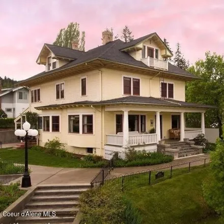 Buy this 6 bed house on 317 South 10th Street in Saint Maries, ID 83861