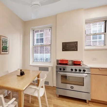 Image 6 - 35-25 77th Street, New York, NY 11372, USA - Apartment for sale