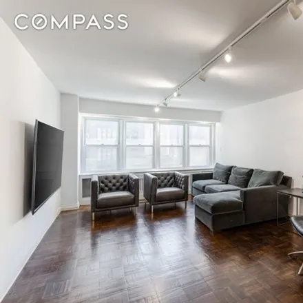 Image 2 - 155 East 38th Street, New York, NY 10016, USA - Condo for rent
