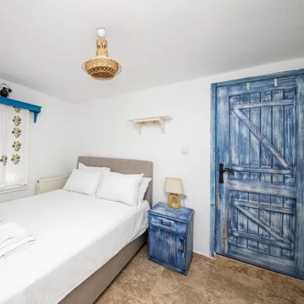 Rent this 2 bed apartment on Muğla Sıtkı Koçman Üniversitesi Güzel Sanatlar Fakültesi in Universite Caddesi, 48420 Bodrum
